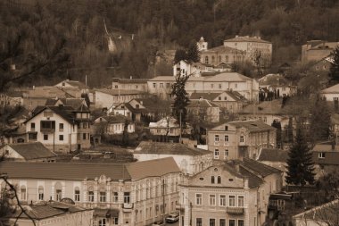  Eski kasabanın tarihi merkezi.                                                                