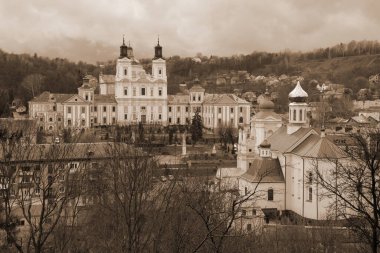  Eski kasabanın tarihi merkezi.                                                                