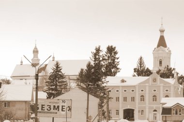  Eski kasabanın tarihi merkezi.                                                                