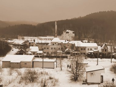  Pencereden şehre olan manzara.        