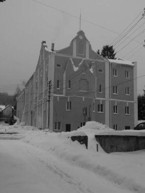 Eski kasabanın tarihi merkezi.                                                                              