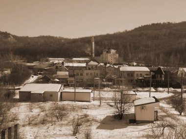  Pencereden şehre olan manzara.        