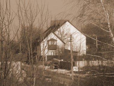 Yoldaki küçük evler               