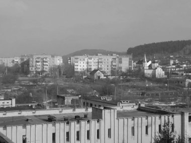  Pencereden şehre olan manzara.                  