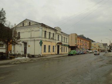   Eski kasabanın tarihi merkezi.                                  