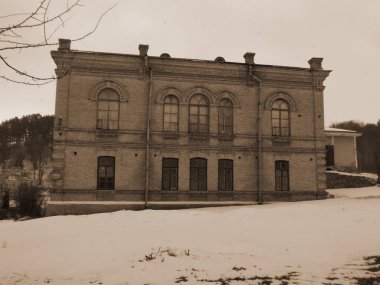   Antik çağlarda Kontes Dzembovskoyi 'nin eski malikanesi         