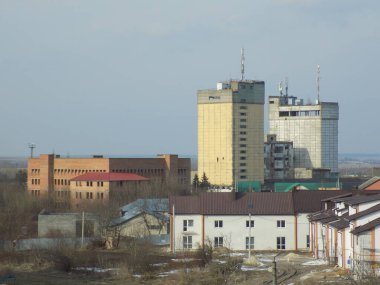  Pencereden şehre olan manzara.                            