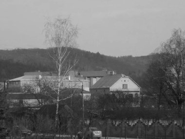  Pencereden şehre olan manzara.                                                        