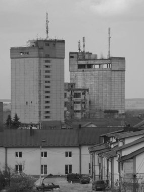    Pencereden şehre olan manzara.                                              