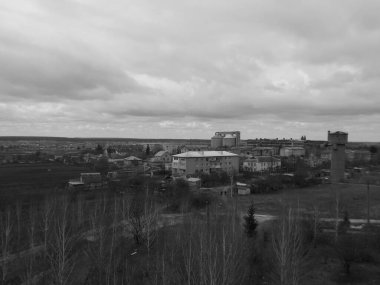  Pencereden şehre olan manzara.                                              