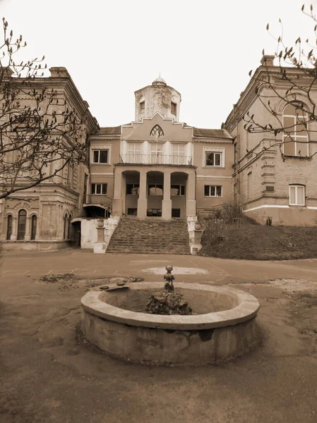 Palácio Genérico Condessa Dzemburzkoyi — Fotografia de Stock