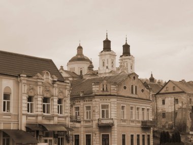  Eski kasabanın tarihi merkezi.                                                                                              