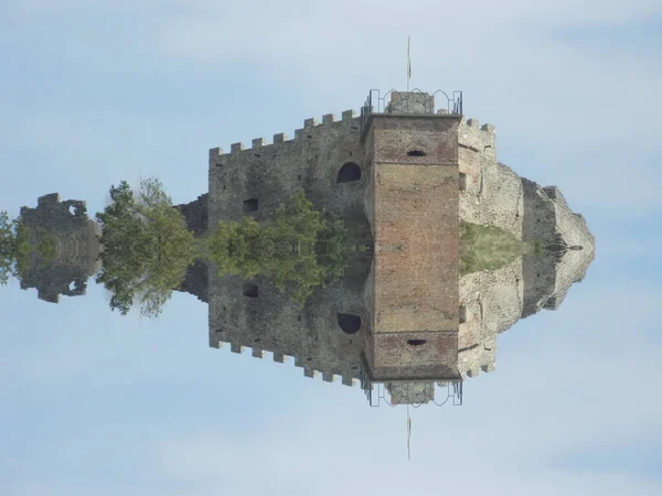 Resti Del Vecchio Muro Della Torre Ingresso — Foto Stock