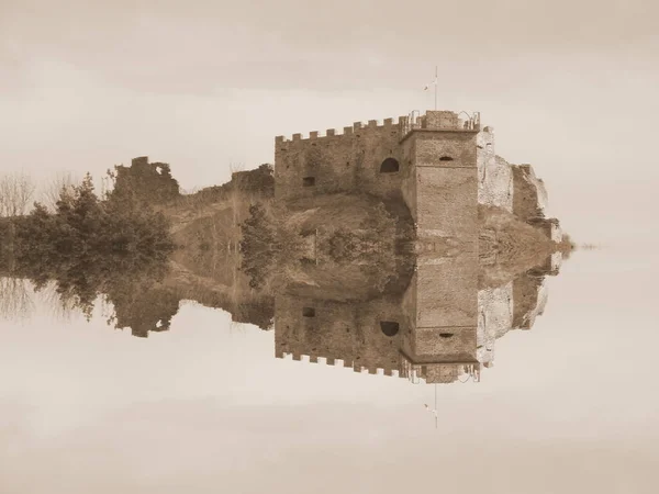 Resti Del Vecchio Muro Della Torre Ingresso — Foto Stock