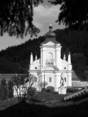  Aziz Niklas Katedrali (Fransisken Manastırı)                    