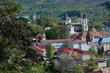  Eski kasabanın tarihi merkezi.                                                                        