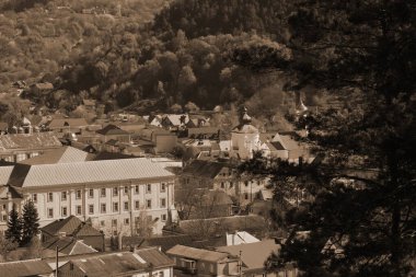  Eski kasabanın tarihi merkezi.                                                                        