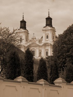 Şekil Değiştirme Katedrali. 