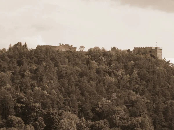  Castle Hill 'in genel manzarası                    