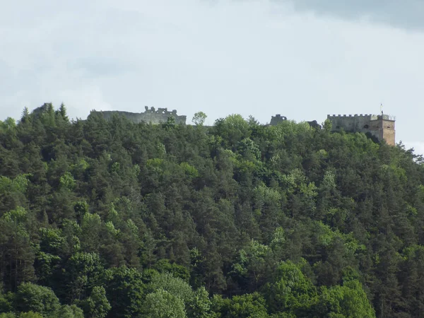  Castle Hill 'in genel manzarası                    