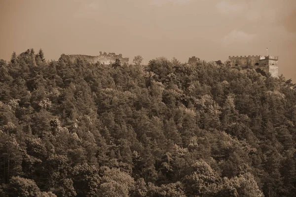  Castle Hill 'in genel manzarası                              