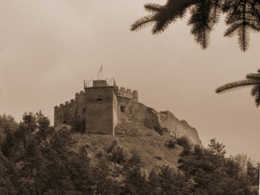   Castle Hill 'in genel manzarası                                       
