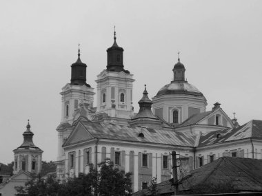 Şekil Değiştirme Katedrali.          