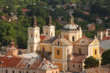Şekil Değiştirme Katedrali.                            