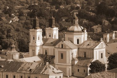 Şekil Değiştirme Katedrali.                            