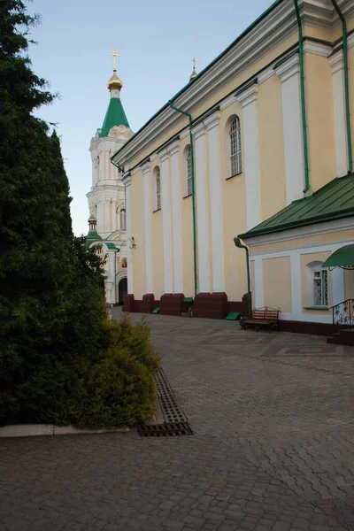 Monasheskyy Budynek Klasztor Objawienia Pańskiego — Zdjęcie stockowe