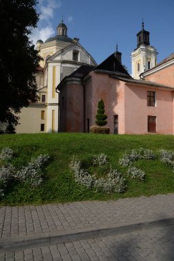  Şekil Değiştirme Katedrali                               