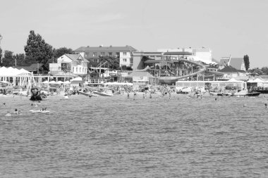 Karadeniz kıyısında bir kasaba var. Demir Limanı Holoprystan Bölgesi Kherson Bölgesi