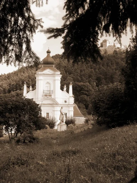 Catedral São Nicolau Mosteiro Franciscano — Fotografia de Stock