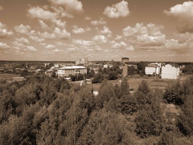   Pencereden şehre olan manzara.        