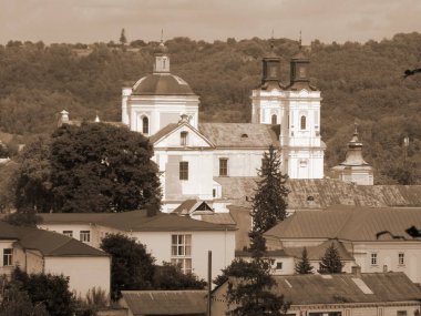  Şekil Değiştirme Katedrali                                      