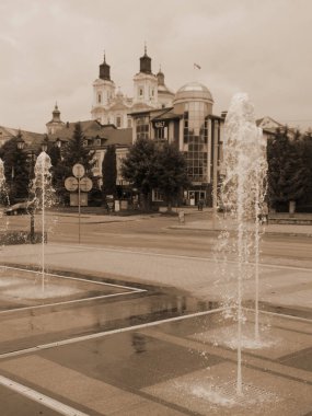 Şekil Değiştirme Katedrali                              