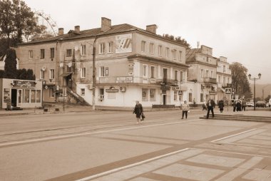 Eski kasabanın küçük bir caddesi. Eski şehrin tarihi kısmı.                    