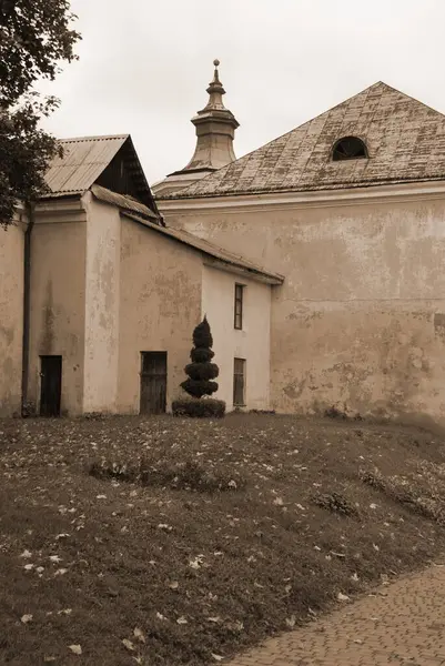  Eski şehrin tarihi kısmı. Mimari ve tarihi rezerv.                                                                                             