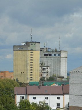 Pencereden şehre olan manzara.                                                                