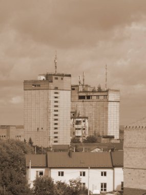  Pencereden şehre olan manzara.                                                                