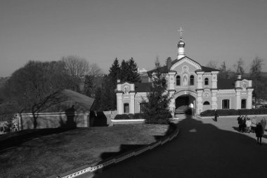 Tüm Azizler Kilisesi Pochayiv Kutsal Manastırı Dukhovskoi