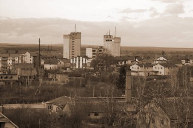 Pencereden şehre olan manzara. 