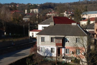 Taşra şehrinin kenar mahalleleri.