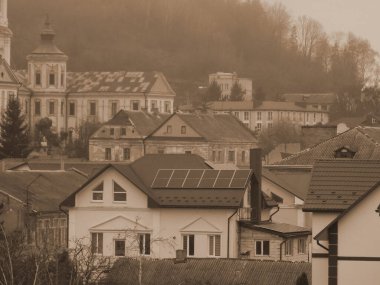 Eski şehrin üzerindeki sis. Eski şehrin tarihi kısmı.          