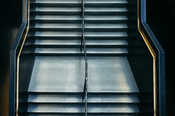 Wysoki kąt widzenia schodów — Zdjęcie stockowe