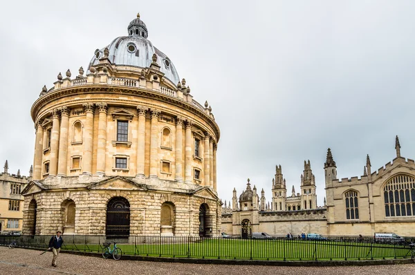 Radcliffe Camera в Оксфорде — стоковое фото