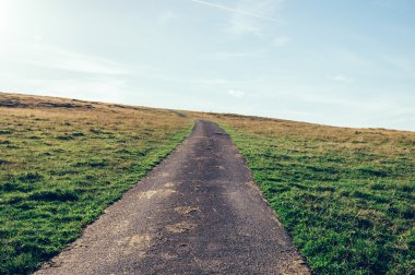 Gün batımında Country Road