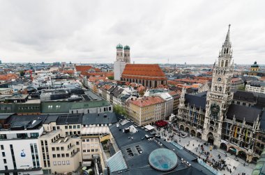 Münih cityscape bulutlu bir gün