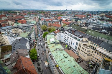 Münih cityscape bulutlu bir gün