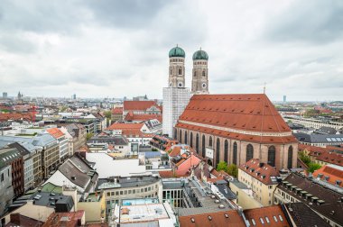 Münih cityscape bulutlu bir gün